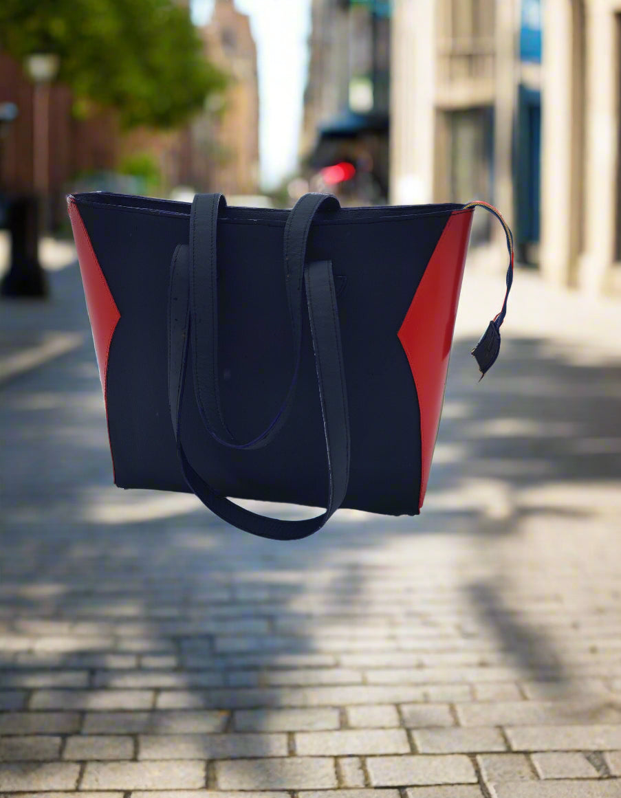 The Lexa Tote